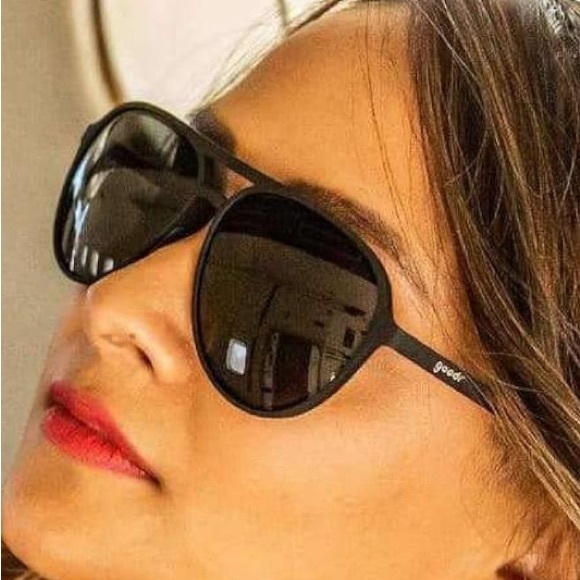 NWT Goodr Unisex Polorized Black Aviator Sunglasses: Operation Blackout. OS - Picture 1 of 12